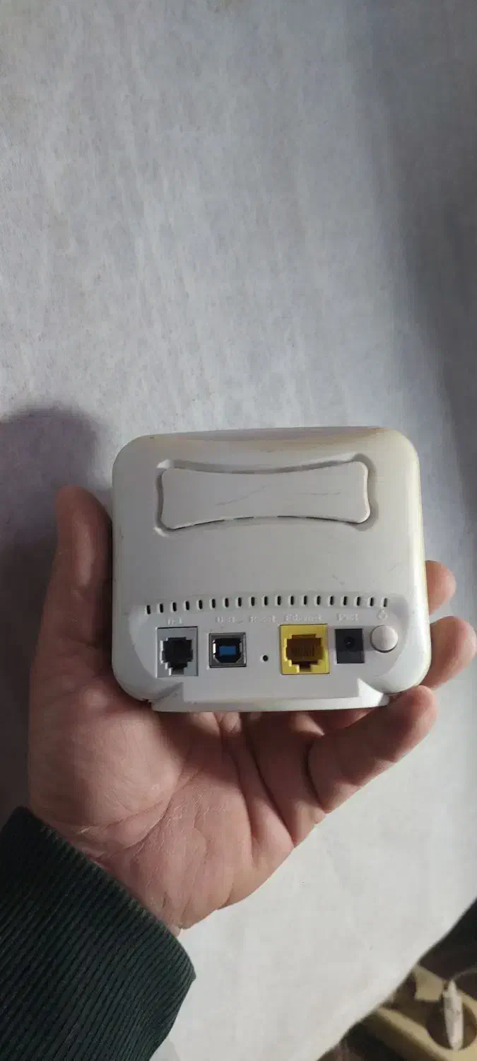 مودم با سیم|مودم و تجهیزات شبکه|قم, زنبیل آباد|دیوار