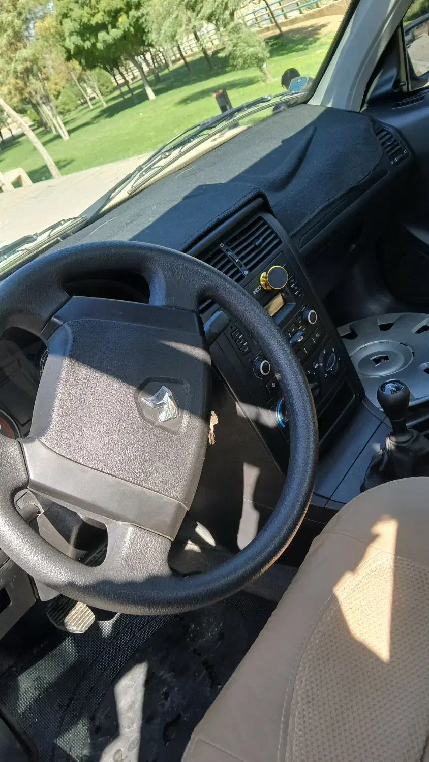 اریسان۴۰۴|خودرو سواری و وانت|خرم‌آباد, |دیوار