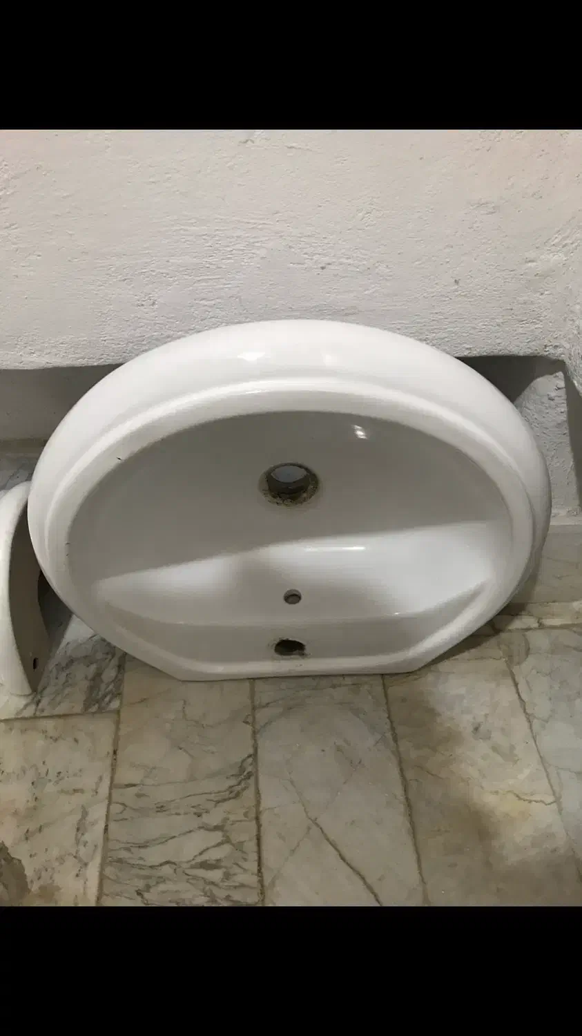 روشویی سرویس بهداشتی|مصالح و تجهیزات ساختمان|لاهیجان, فیاض|دیوار