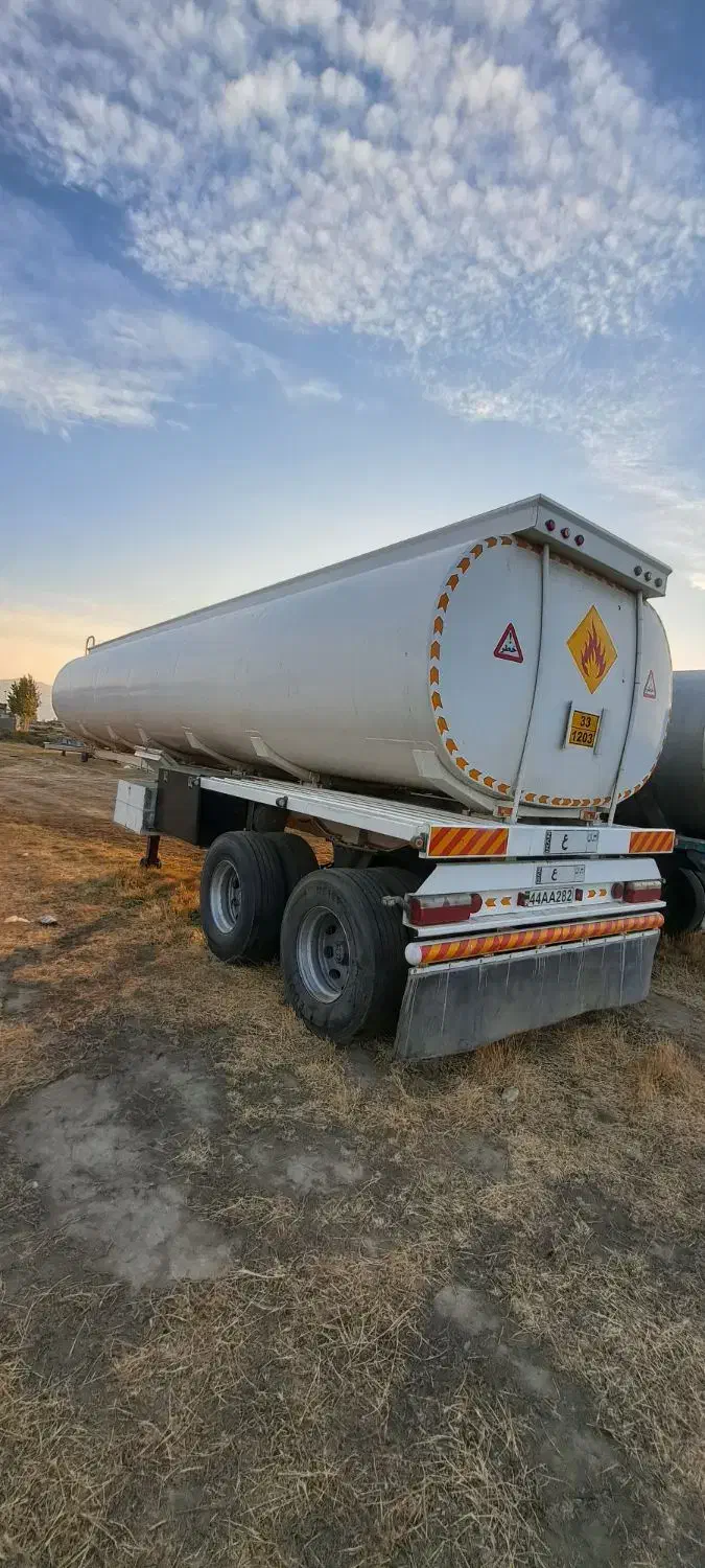 یک دستگاه تانکر چهارمواد آنتیک 34000 هزار صفر|خودرو سنگین|نقده, |دیوار