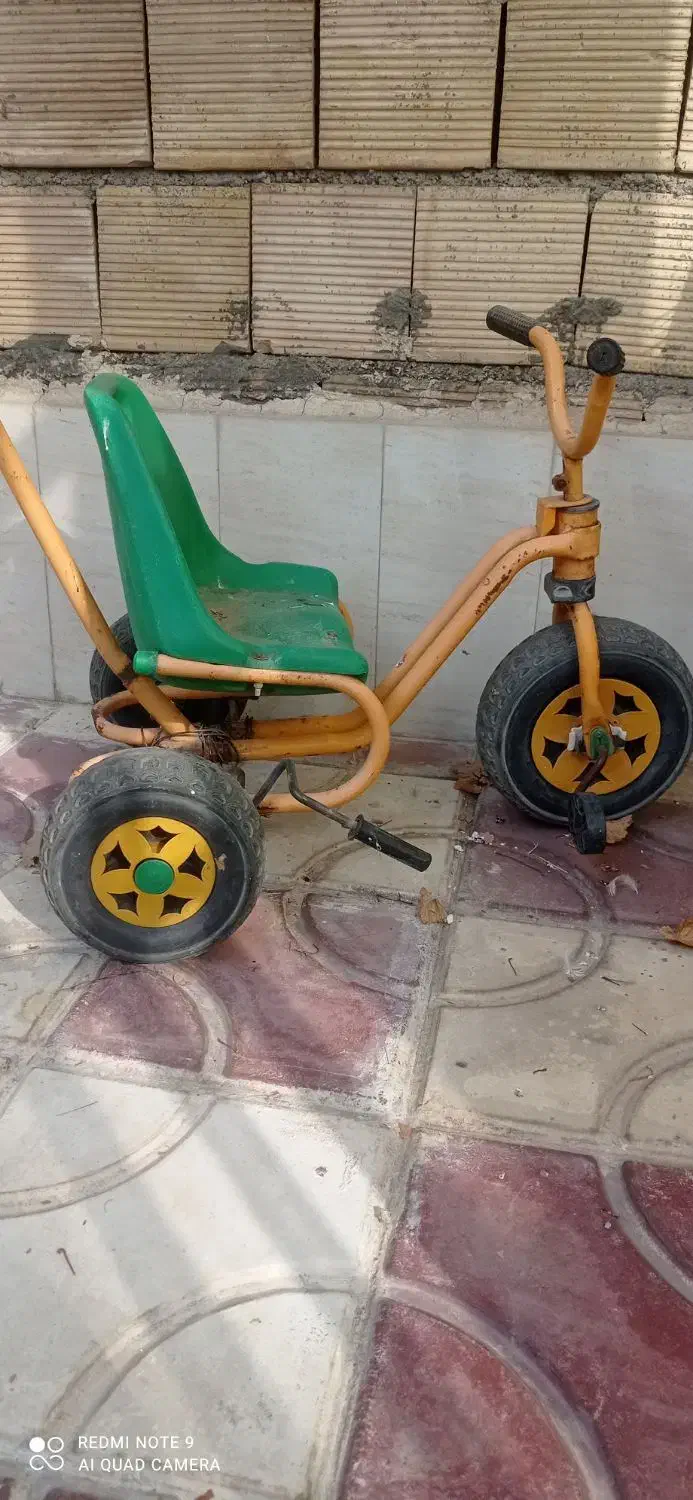 سه چرخه کودک ۸۰۰۰۰۰ کارکرده|دوچرخه، اسکیت، اسکوتر|مریوان, |دیوار