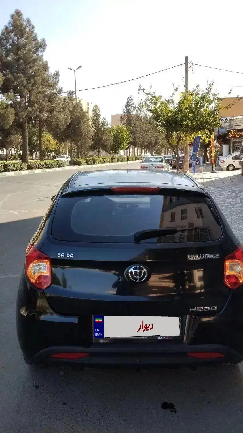 برلیانس اتوماتیک ۲۲۰ مشکی کم کار مدل آخر ۹۵|خودرو سواری و وانت|فردیس, فردیس|دیوار