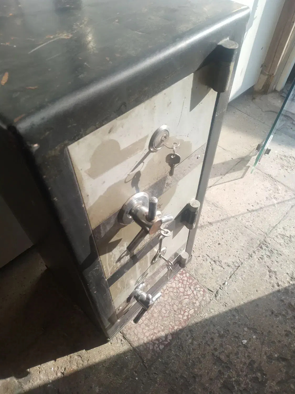 دوطبقه گاوصندوق|ابزارآلات|قم, علی آباد سعدگان|دیوار