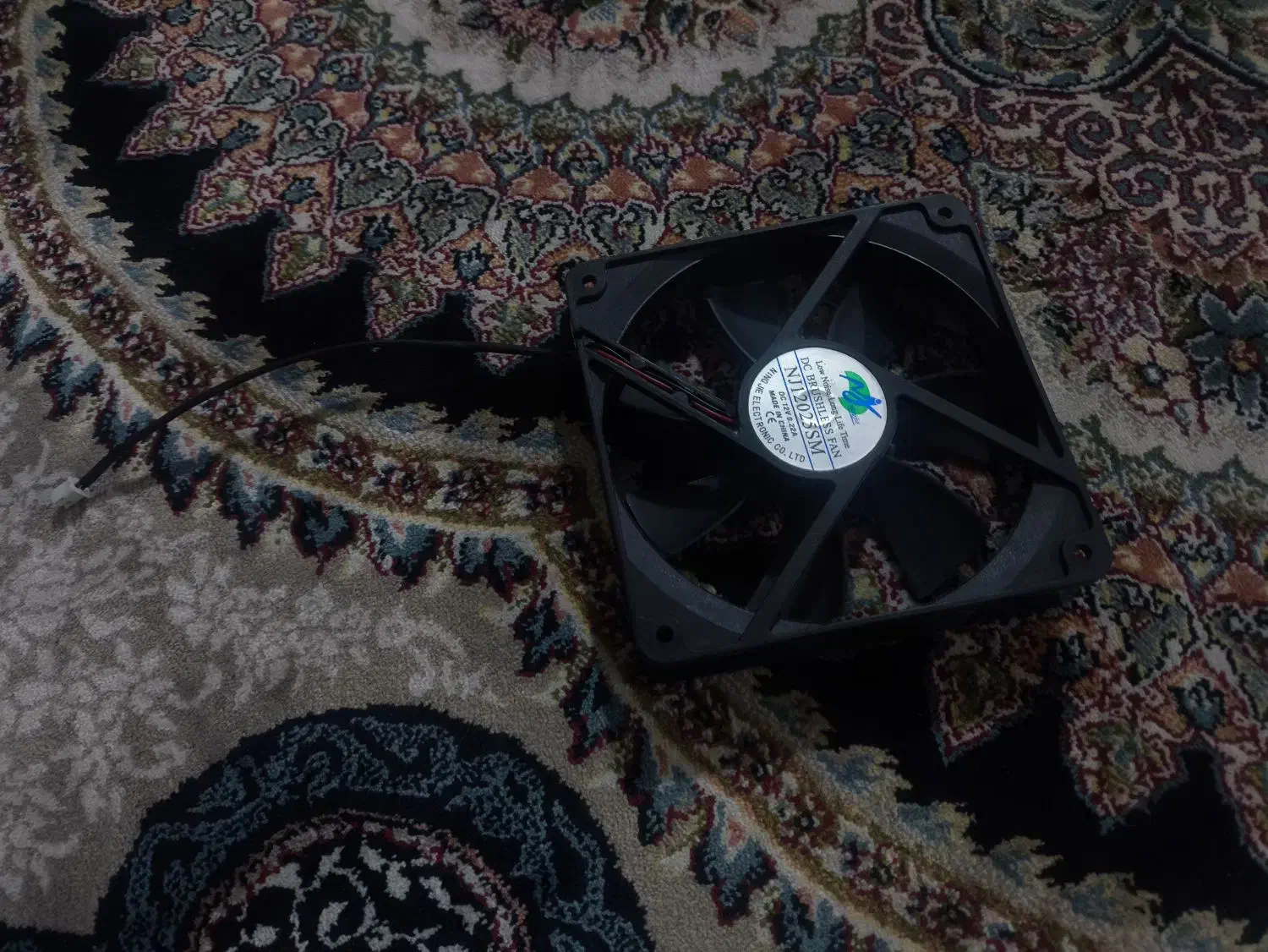 فن 12v خونک کننده|پنکه و تصفیه‌کنندهٔ هوا|کرج, کمال‌شهر|دیوار