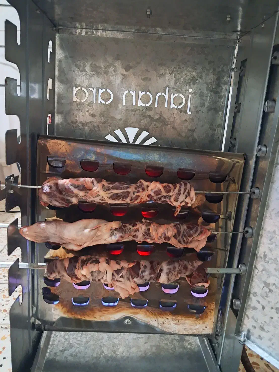 کباب پز۱۴سیخ گازی برقی جهان آرا اپارتمانی|اجاق گاز و لوازم برقی پخت‌وپز|ماهدشت, |دیوار