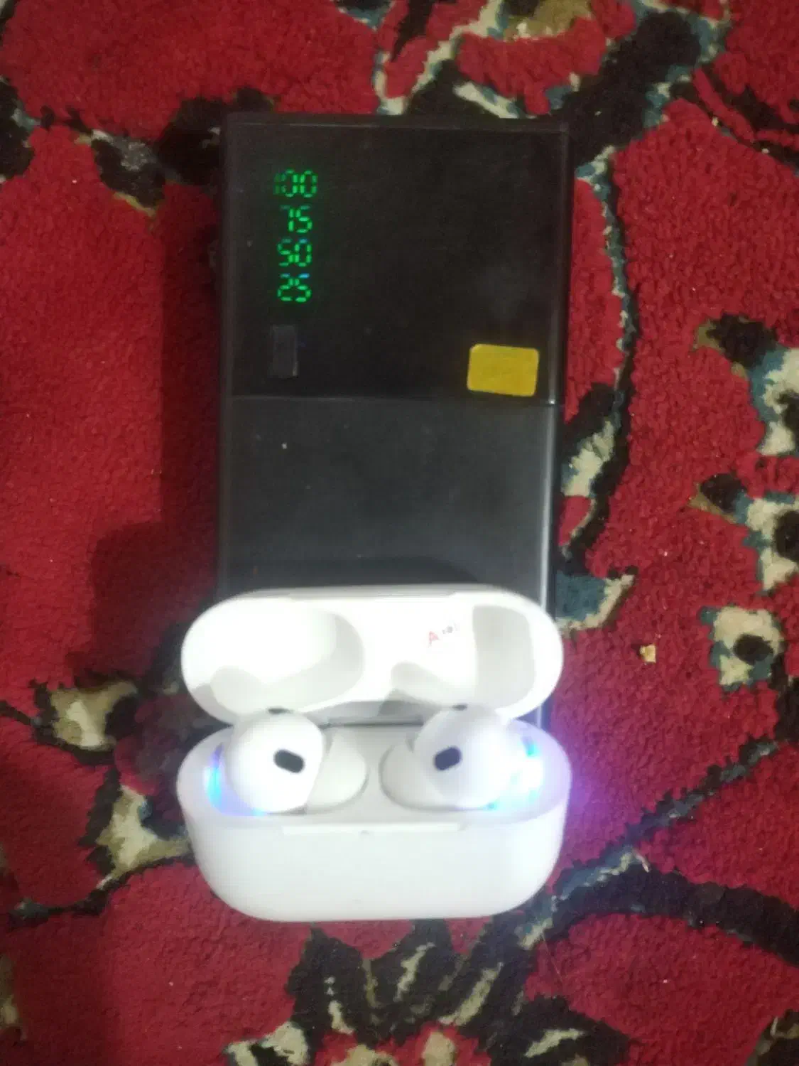 پاور بانک و ایرپاد|لوازم جانبی موبایل و تبلت|شهرضا, |دیوار