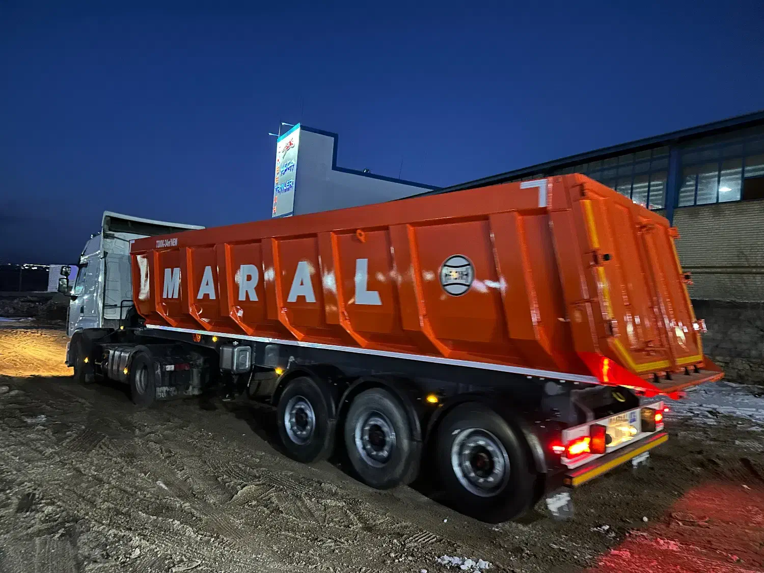 تریلی شرکتی|خودرو سنگین|بهار, |دیوار