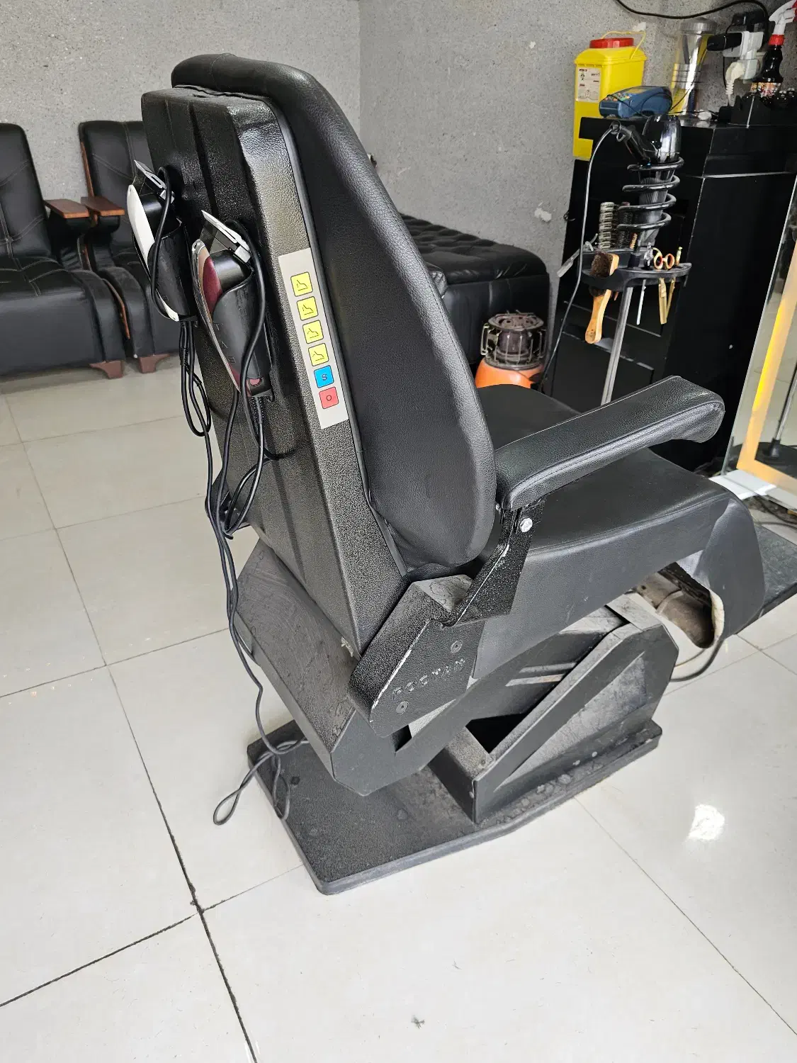 وسایل آرایشگری|آرایشگاه و سالنهای زیبایی|خرمآباد, |دیوار