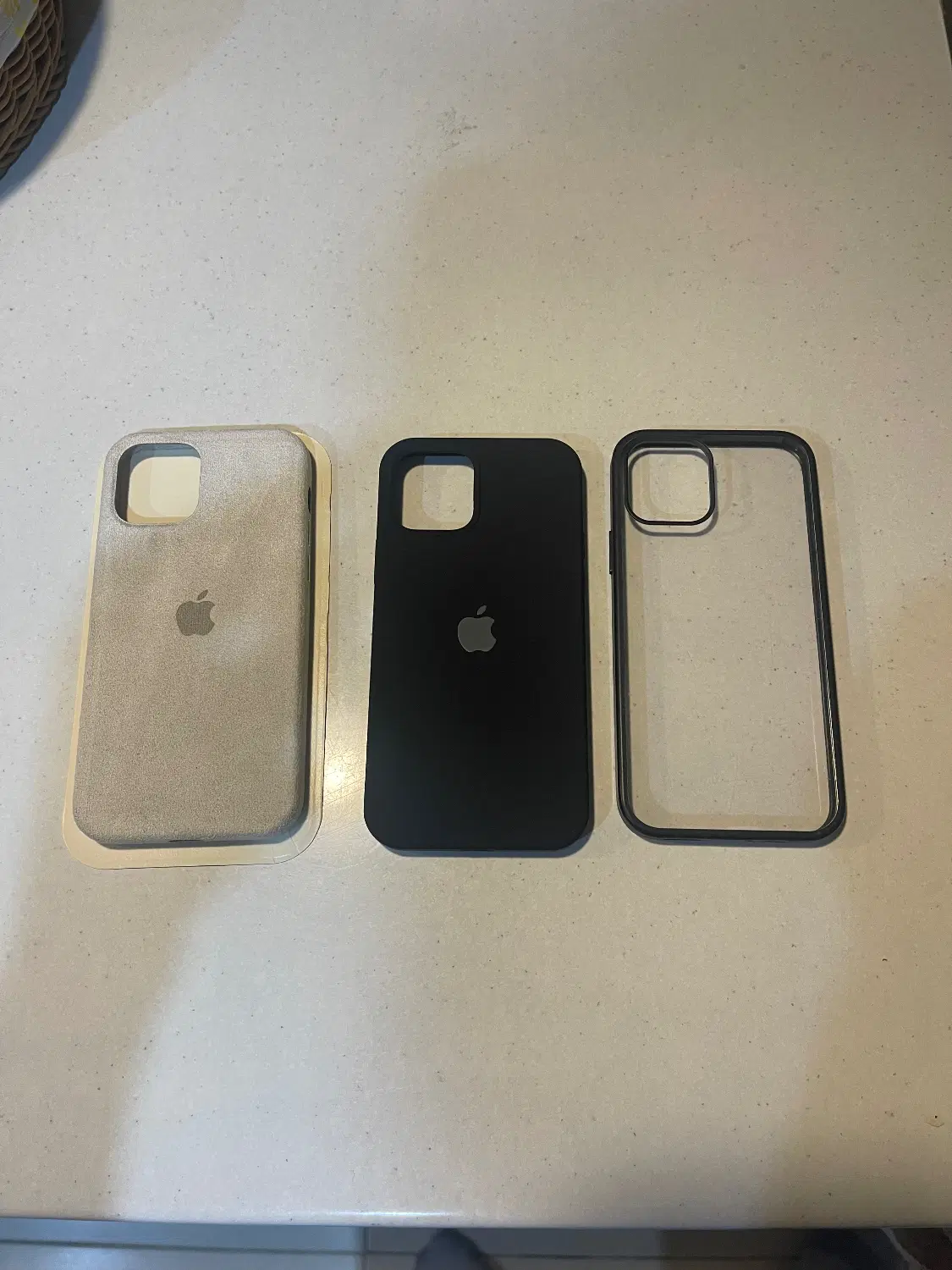 کیس iphone 12/12pro|لوازم جانبی موبایل و تبلت|کیش, |دیوار