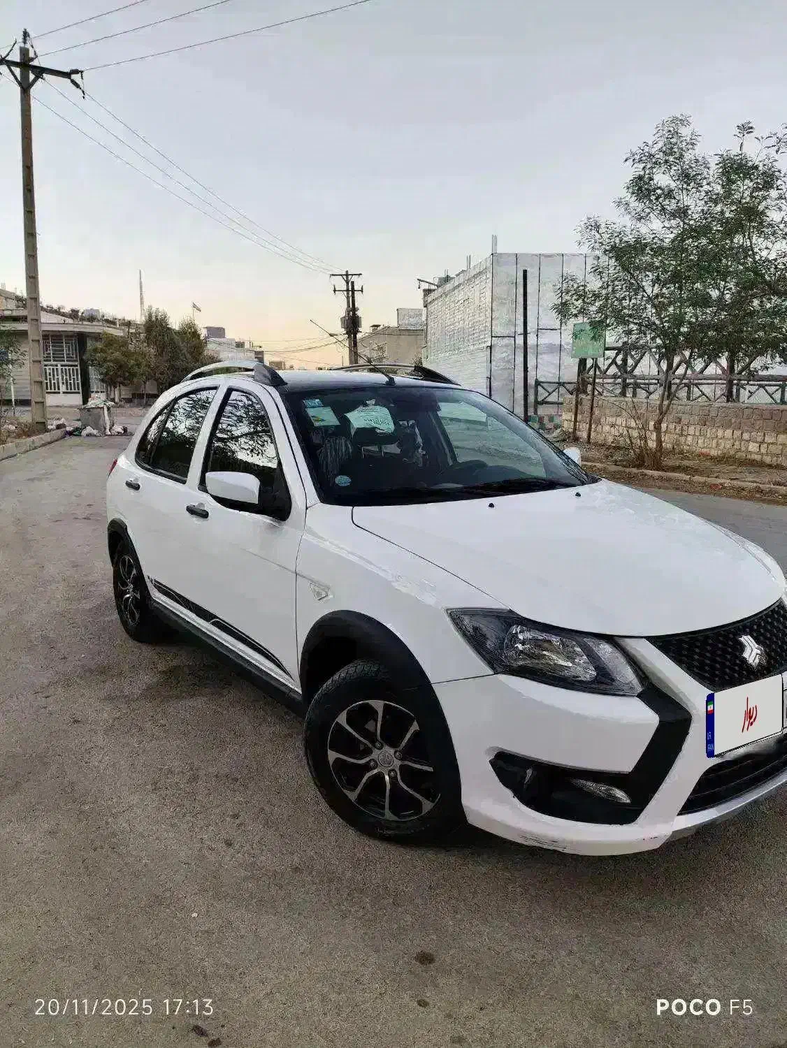 کوییکGxrسفیدمشکی بارینگ رخ تراش و مانیتور مدل ۱۴۰۴|خودرو سواری و وانت|کرمان, |دیوار