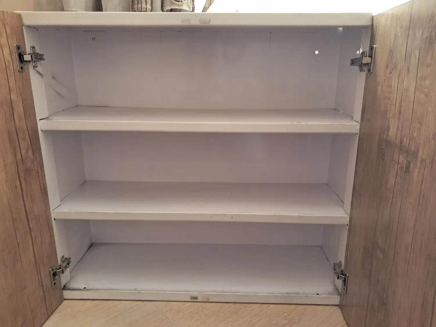 دو عدد کابینت بدنه فلزی روکش MDF|مصالح و تجهیزات ساختمان|شیراز, شهرک گلستان|دیوار