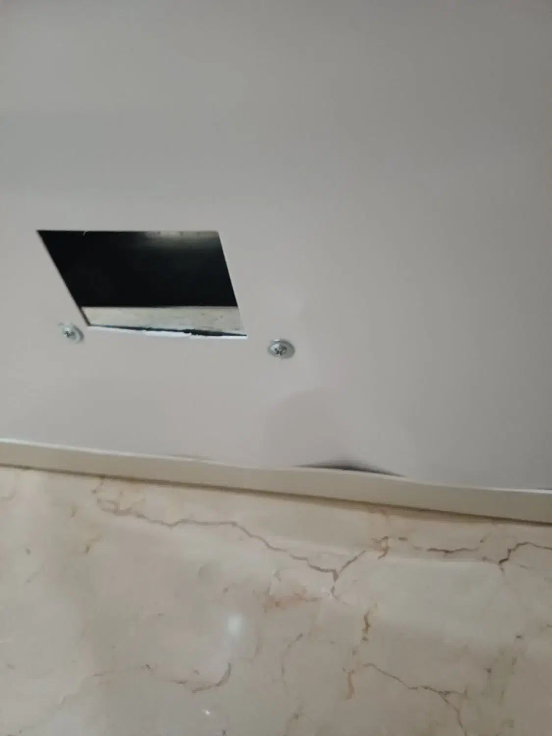 آبگرم کن برقی دیواری|آبگرمکن، پکیج، شوفاژ|ری, دولتآباد|دیوار