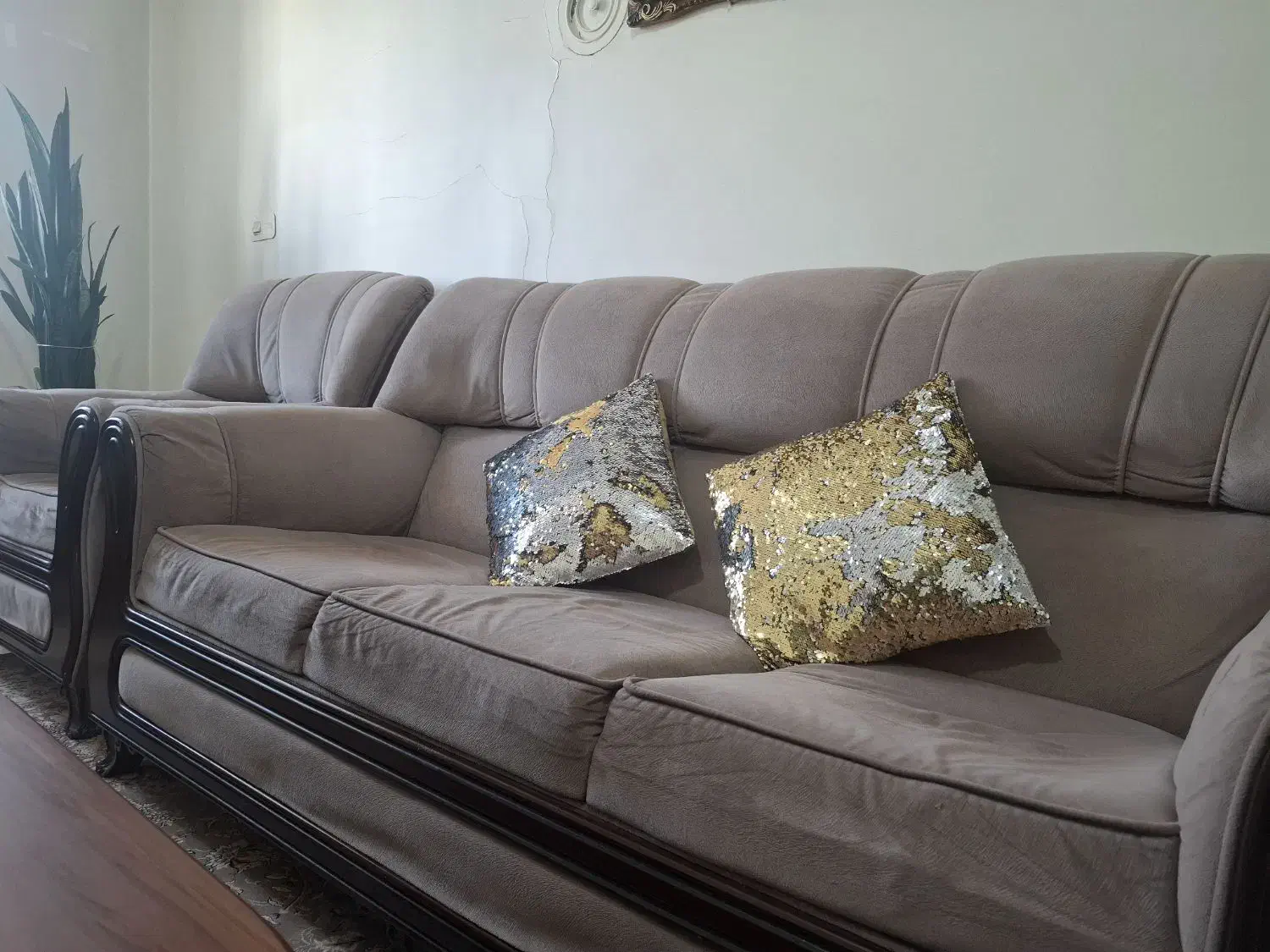 مبل نیم ست چهار نفره شرکتی|مبلمان خانگی و میز عسلی|شهریار, شهریار|دیوار