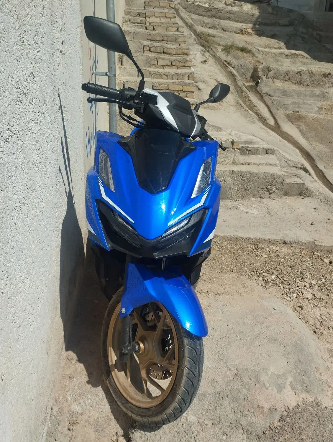 موتور کیلیک 180 cc|موتورسیکلت|شیراز, کوشک میدان|دیوار