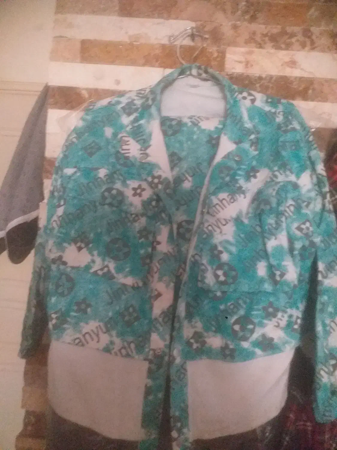 کت وشلوار|لباس|بابل, |دیوار