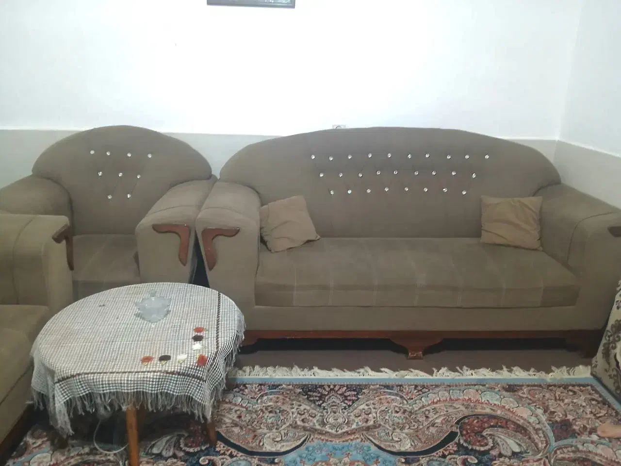 مبل ۷ نفره|مبلمان خانگی و میز عسلی|آشخانه, |دیوار