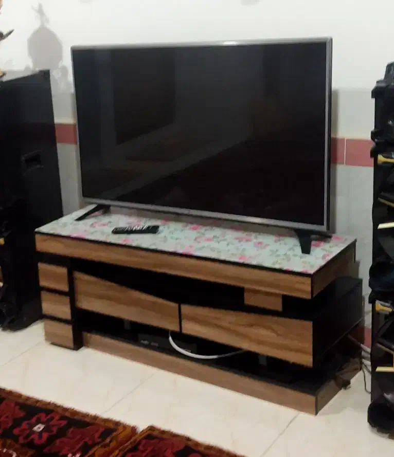 میزتیویوجاکفشی|جاکفشی، کمد، دراور|بناب, |دیوار