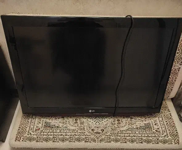تلویزیون ال جی 42اینچ|تلویزیون و پروژکتور|نیشابور, شهرک ولیعصر|دیوار