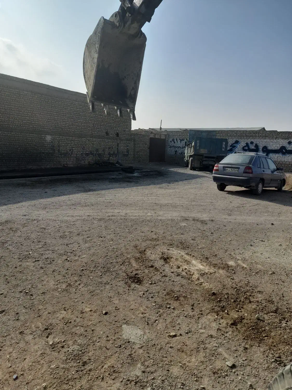 بیل مکانیکی اطلس۳۰۲|خودرو سنگین|شاهین‌شهر, خانه کارگر|دیوار