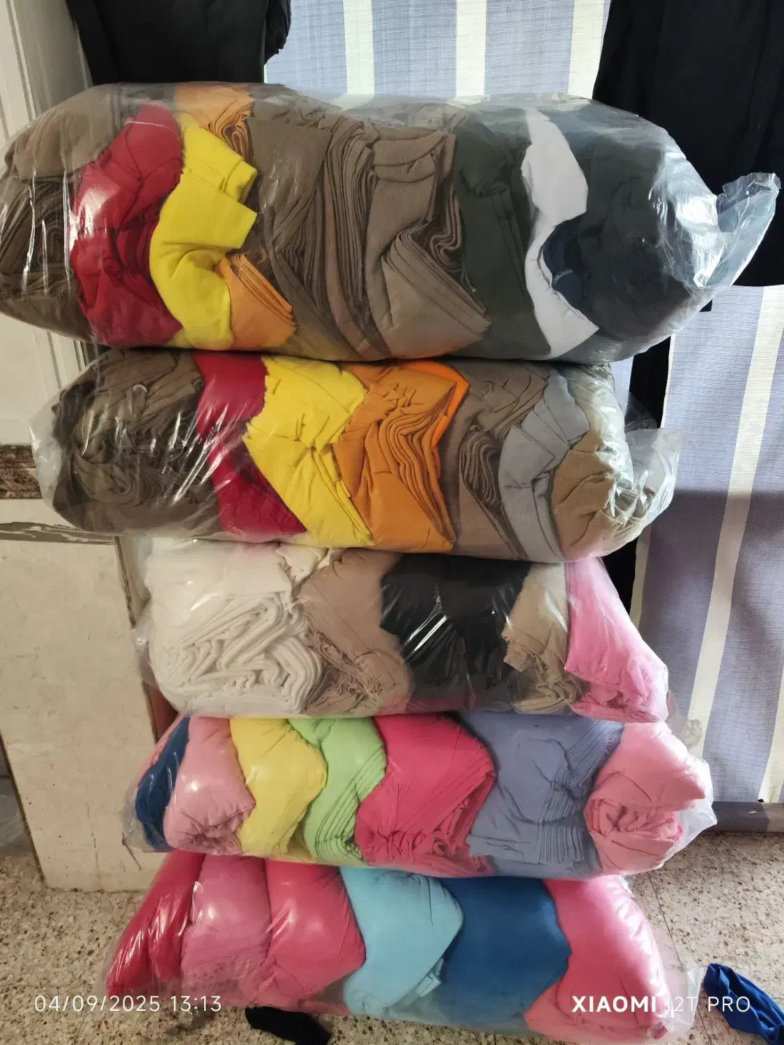 خرید و فروش پارچه خریدار ته طاقه و تیکه پارچه|لوازم خیاطی و بافتنی|تهران, بهارستان|دیوار