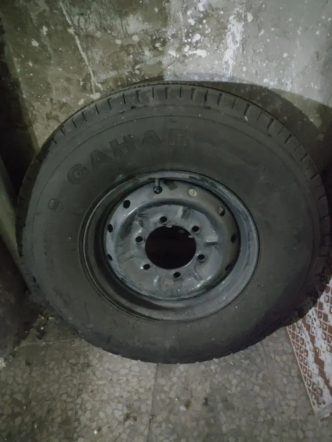 وسایل نیسان( لاستیک، روغن)|قطعات یدکی و لوازم جانبی|کرج, حیدرآباد|دیوار