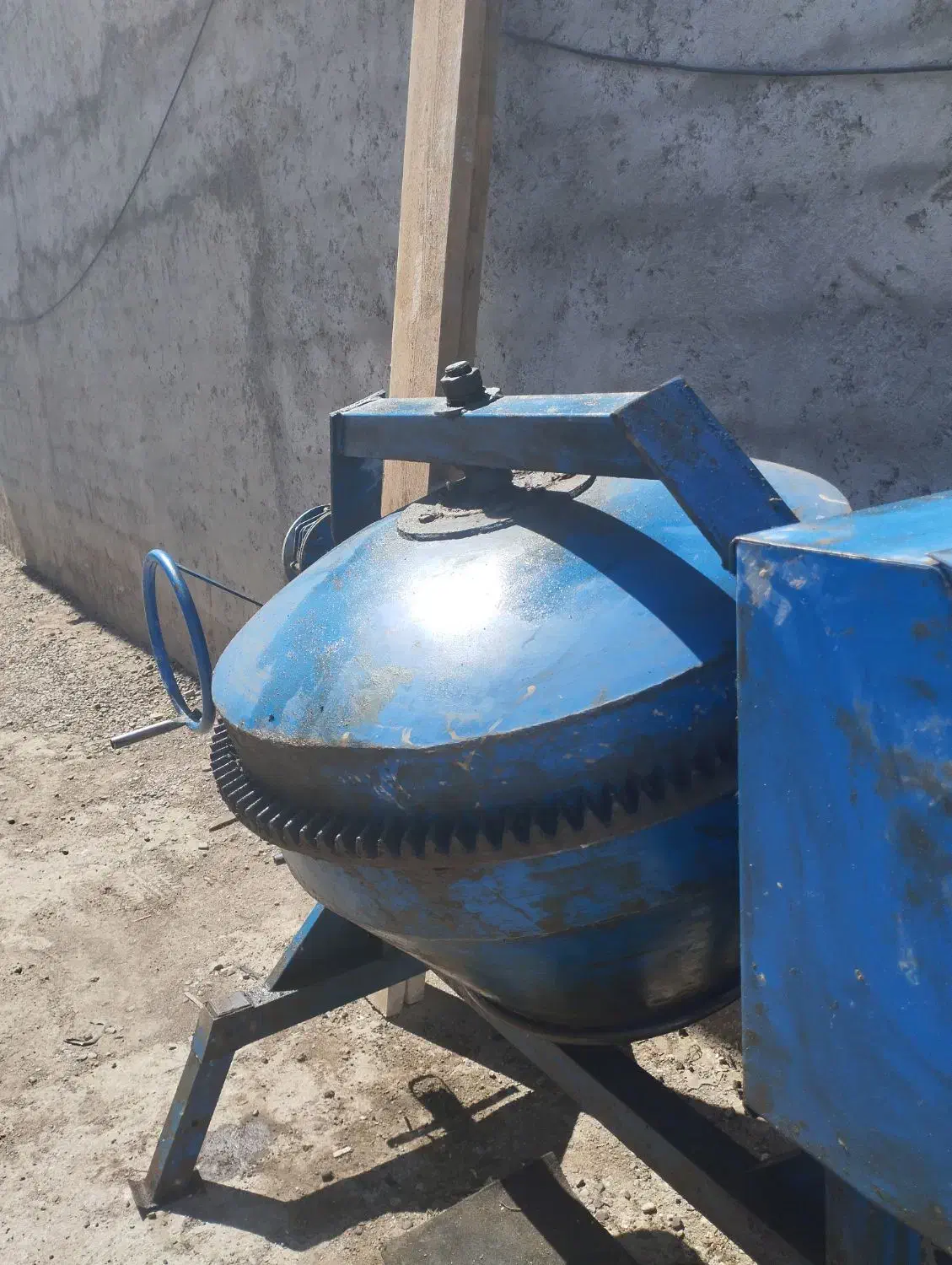 اجاره تجهیزات ساختمانی|خدمات پیشه و مهارت|رشت, معلولین|دیوار