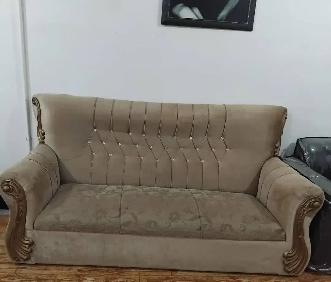 مبلها باعسلی فروشی دو دست  بوفه نووجنس خوب|مبلمان خانگی و میز عسلی|پلدختر, |دیوار