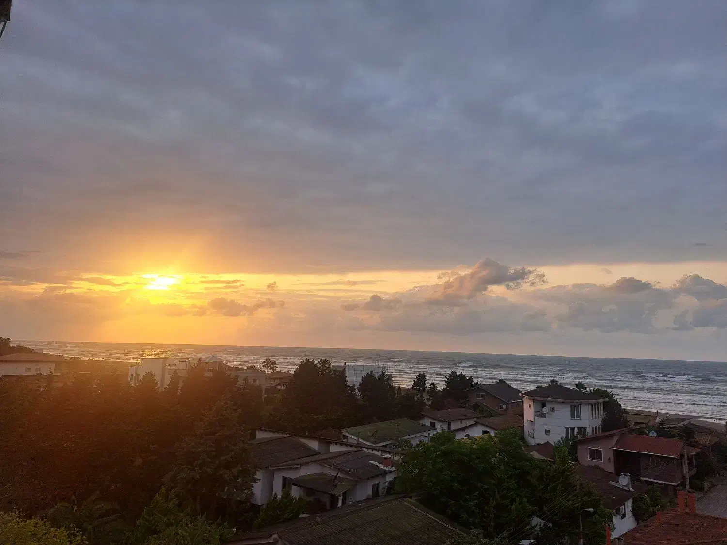 90 متر + 30 متر شاه نشین رویان شهرکی|فروش آپارتمان|رویان, |دیوار