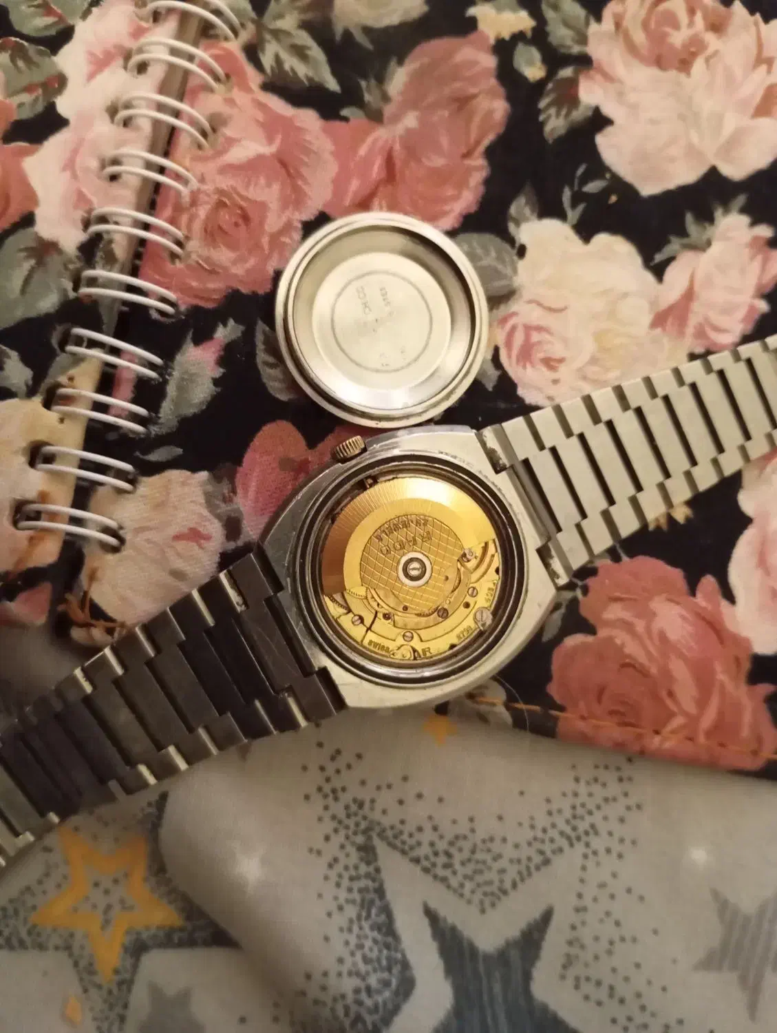 ساعت عتیقه رادو 25جواهر|ساعت|صدرا-فارس, فاز ۱|دیوار