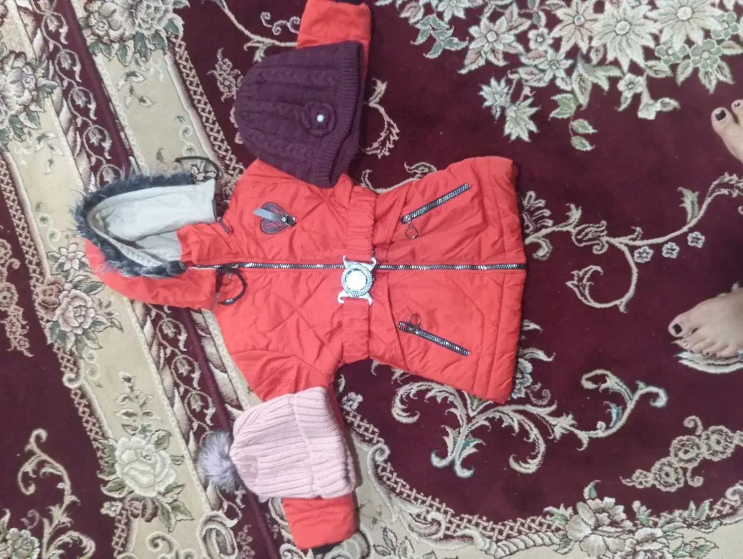 کابشن|لباس|زابل, |دیوار