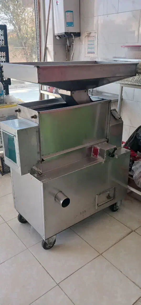 دستگاه آب گوجه گیری|فروشگاه و مغازه|مبارکه, |دیوار