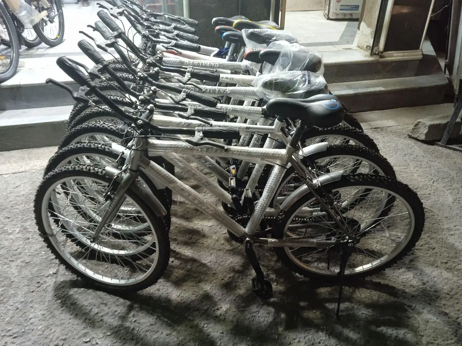 دوچرخه با ترمز قوی سایز مختلف آلفا&٪٪|دوچرخه، اسکیت، اسکوتر|اردبیل, |دیوار