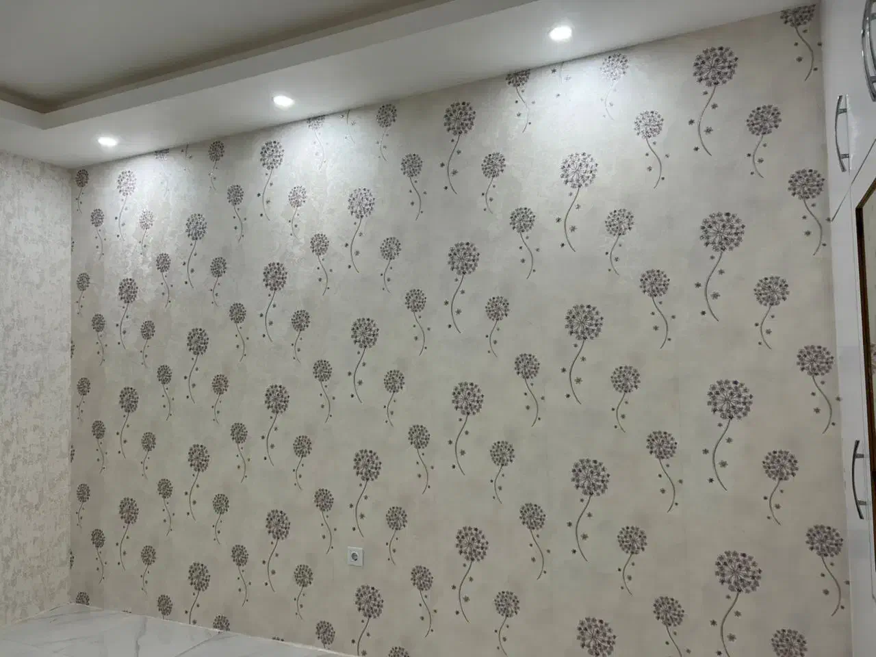 نصب کاغذ دیواری بهترین نصاب|خدمات پیشه و مهارت|اهواز, فاز ۲ پادادشهر|دیوار