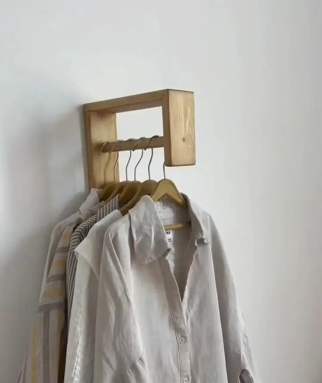 رگال لباس دیواری|کتابخانه، شلف، قفسه‌های دیواری|تهران, یافت آباد جنوبی|دیوار