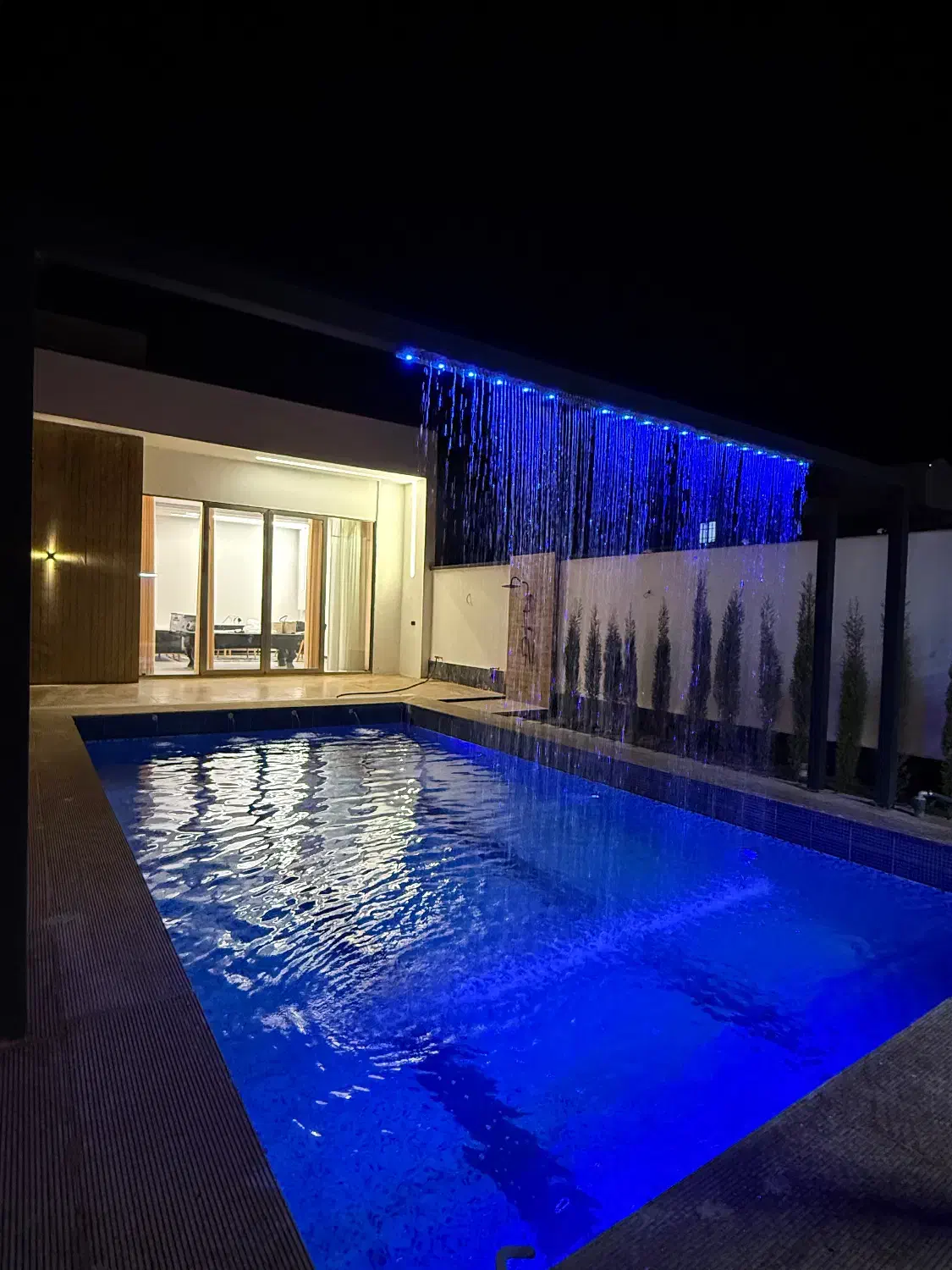 اجاره روزانه ویلای مدرن با استخر آب گرم|اجارهٔ کوتاه‌مدت ویلا و باغ|هشتگرد, شهرک سهیلیه|دیوار