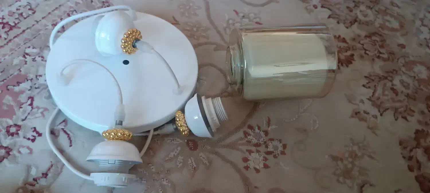 لوستر|لوستر و چراغ آویز|قدس, شهر‌قدس|دیوار