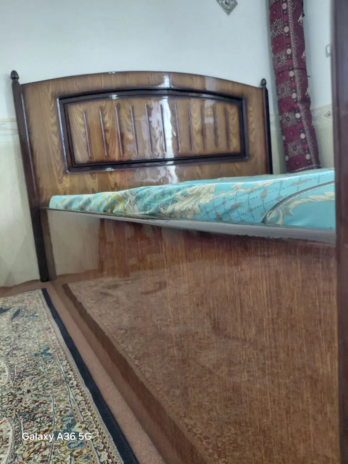 تخت دو نفره چوبی|تخت و سرویس خواب|آق قلا, |دیوار