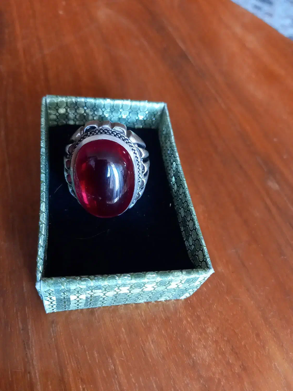 انگشتر یاقوت درشت با رکاب نقره سنگین نو|جواهرات|خمینی‌شهر, |دیوار