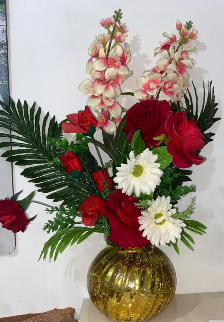 گلدان|گل مصنوعی|رباط‌کریم, نصیرشهر|دیوار