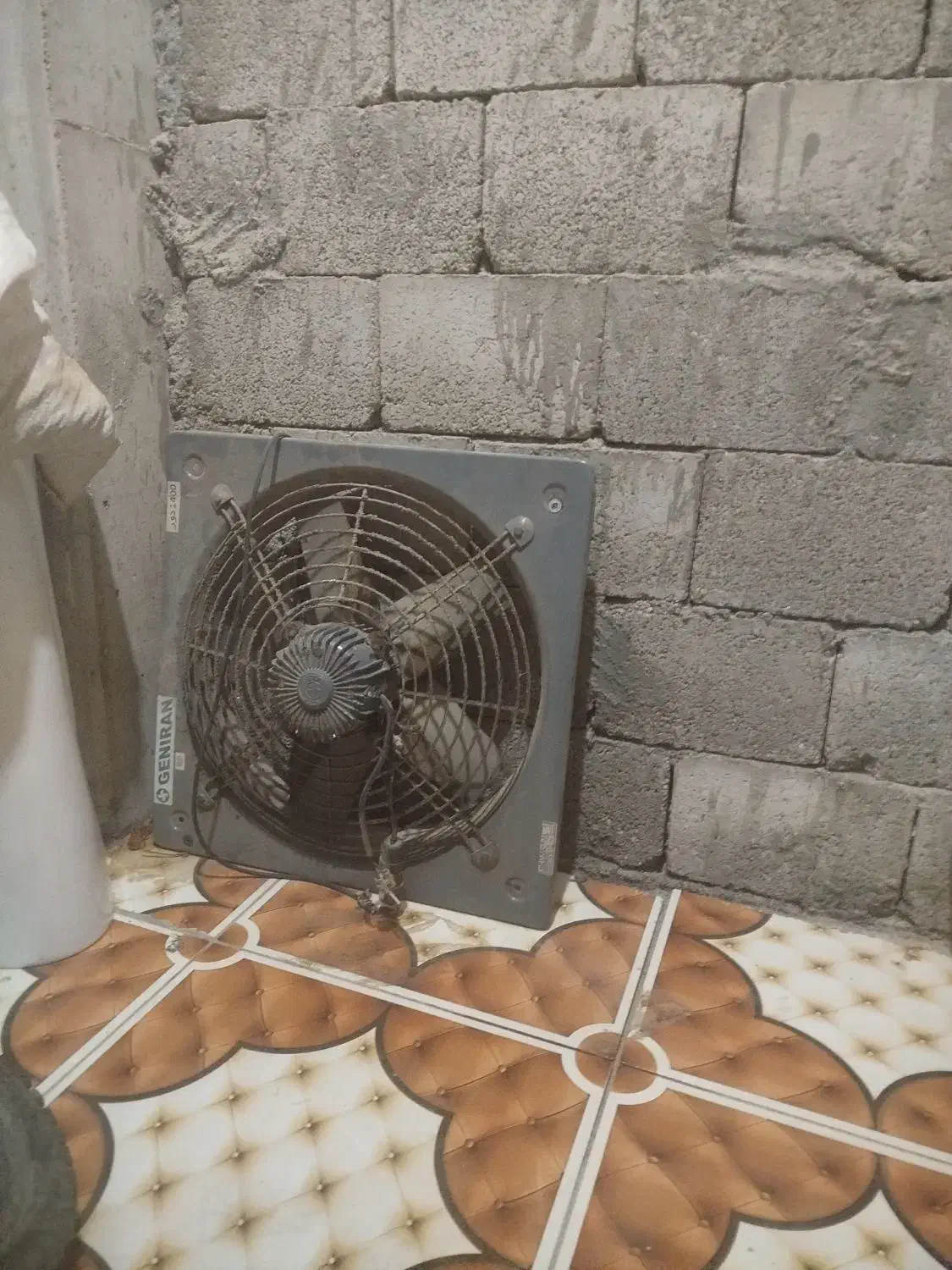 فن تهویه|پنکه و تصفیهکنندهٔ هوا|خورموج, |دیوار