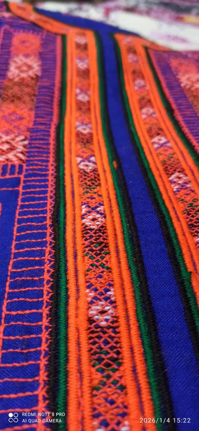 دوزنده بدن آستین چرخی|لباس|سراوان, |دیوار