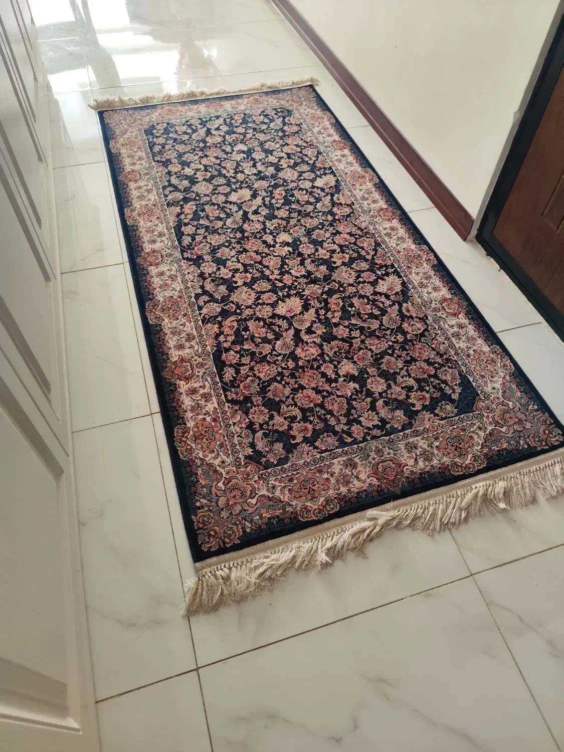 دو عدد فرش در حد نو|فرش|شهریار, شهرک وائین|دیوار