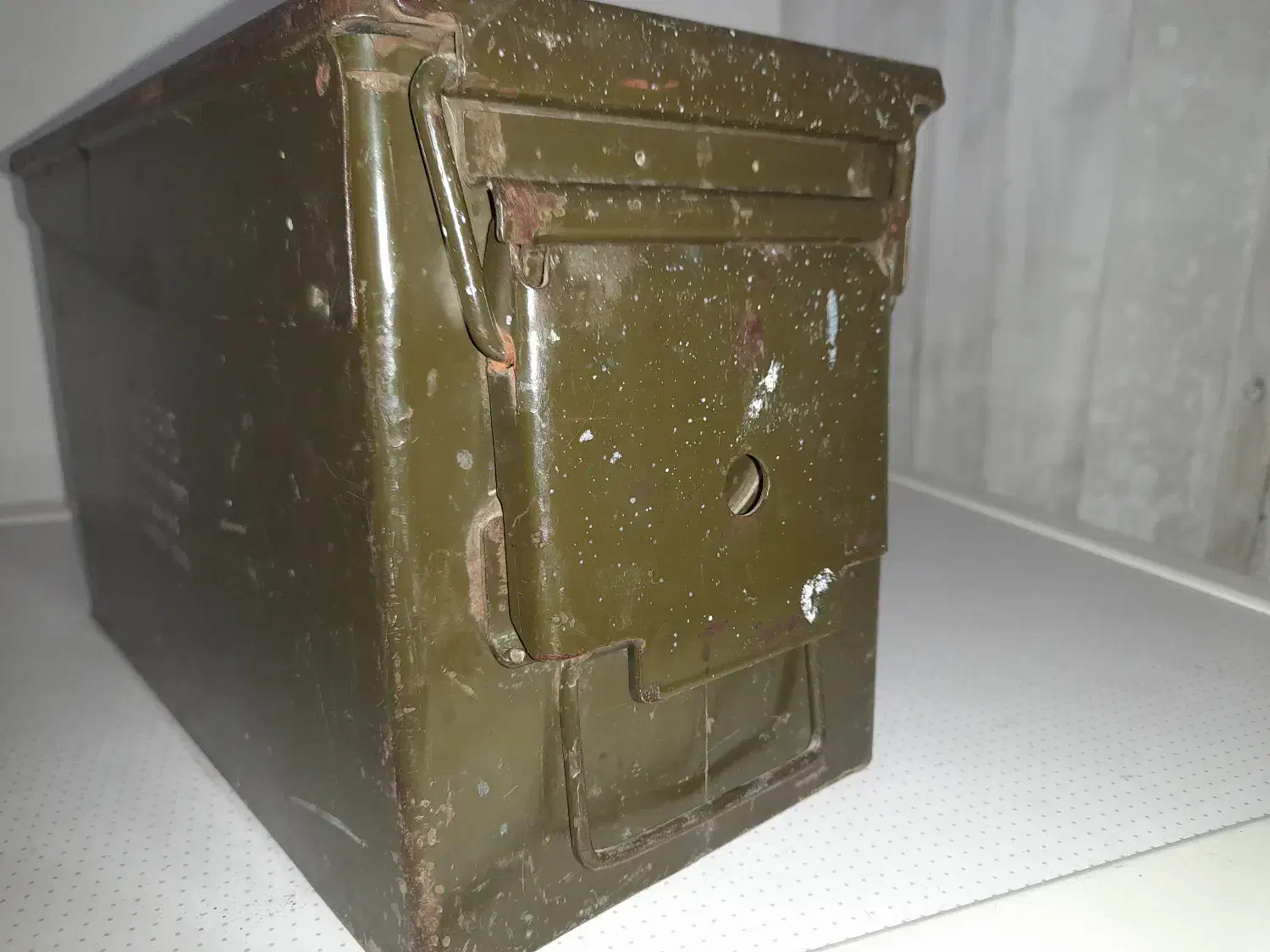 جعبه ابزار نظامی|کلکسیون اشیاء عتیقه|بابل, |دیوار