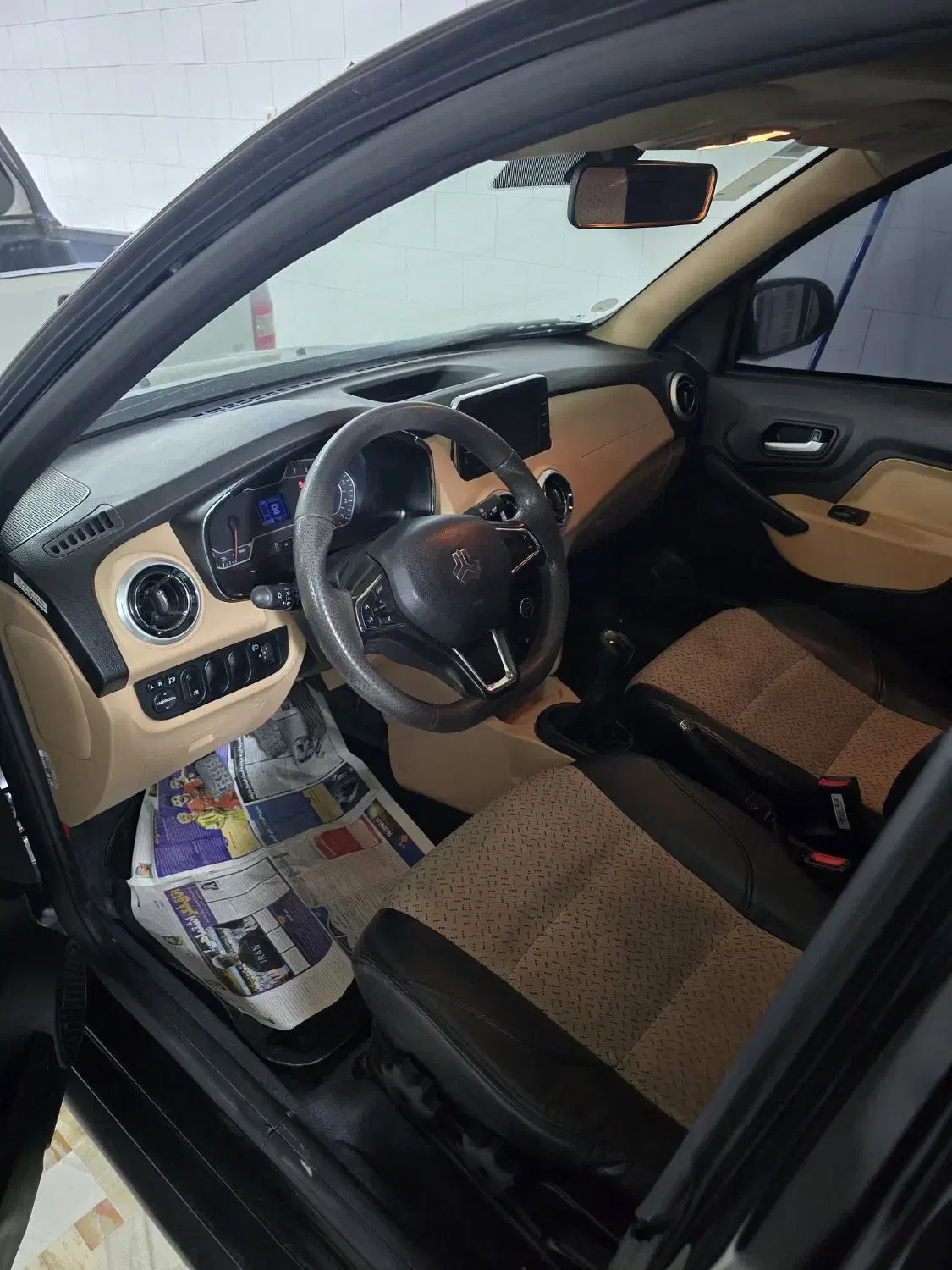 اطلس ۴۰۳ با سانروف|خودرو سواری و وانت|میبد, |دیوار