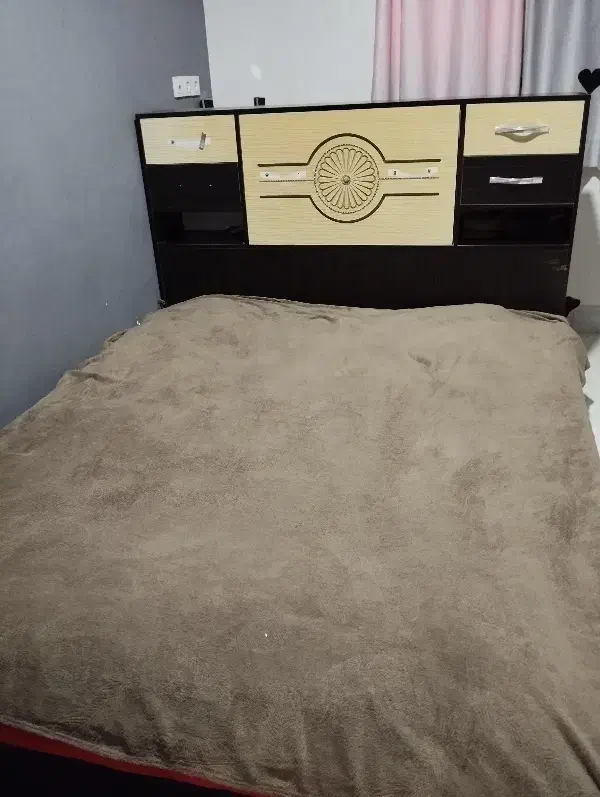 سرویس خواب|تخت و سرویس خواب|سیرجان, |دیوار