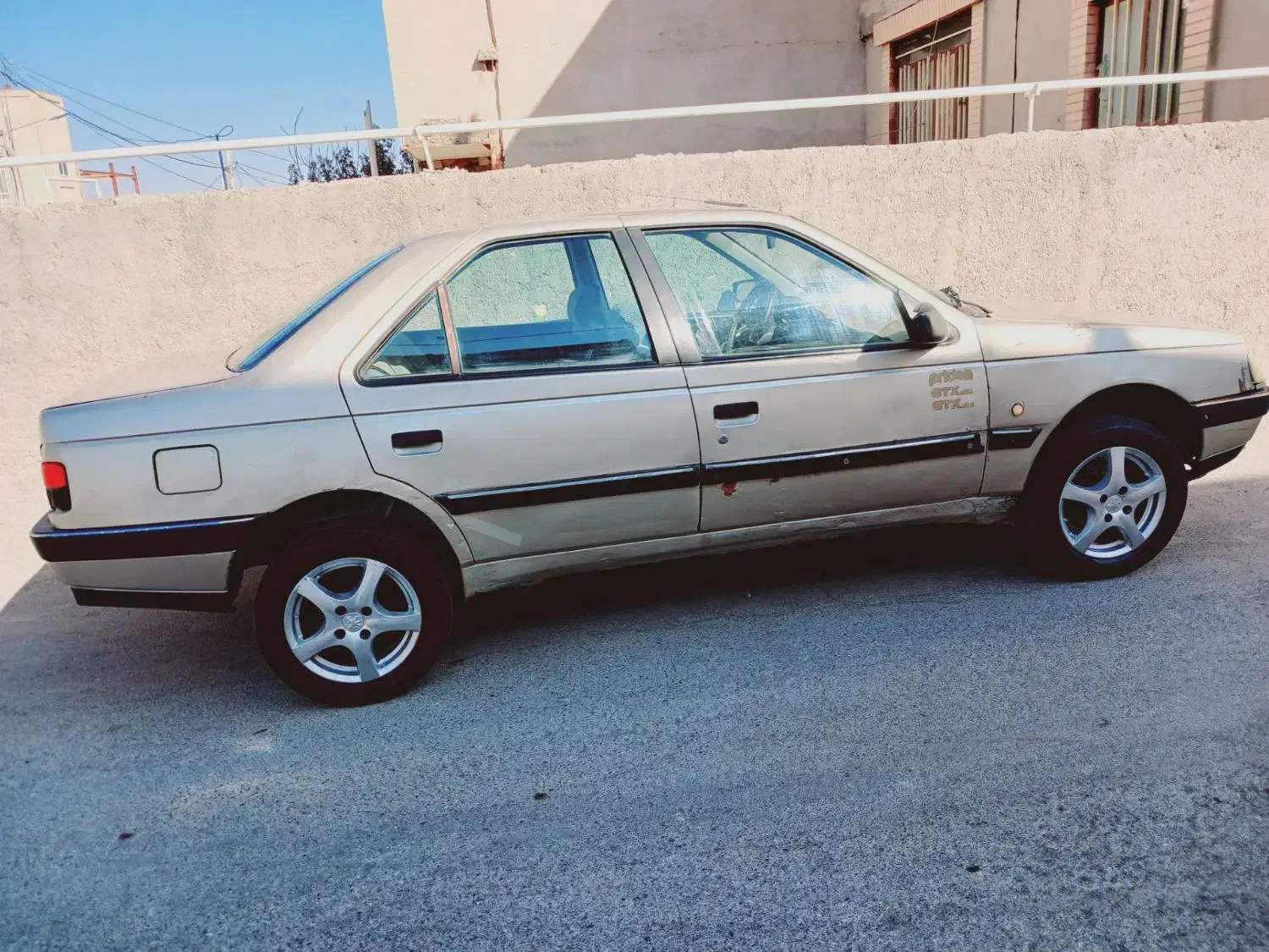 پژو ۴۰۵مدل۸۴|خودرو سواری و وانت|سربیشه, |دیوار