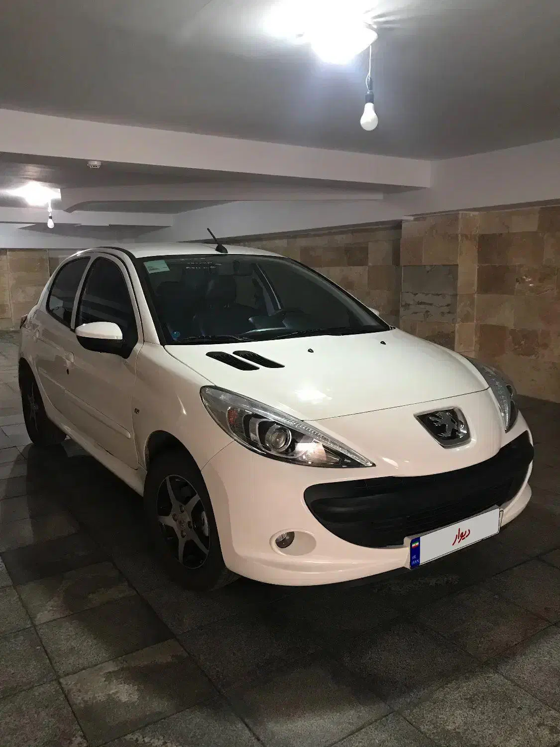 ۲۰۷فرمان برقی بالوازم|خودرو سواری و وانت|تهران, علم و صنعت|دیوار