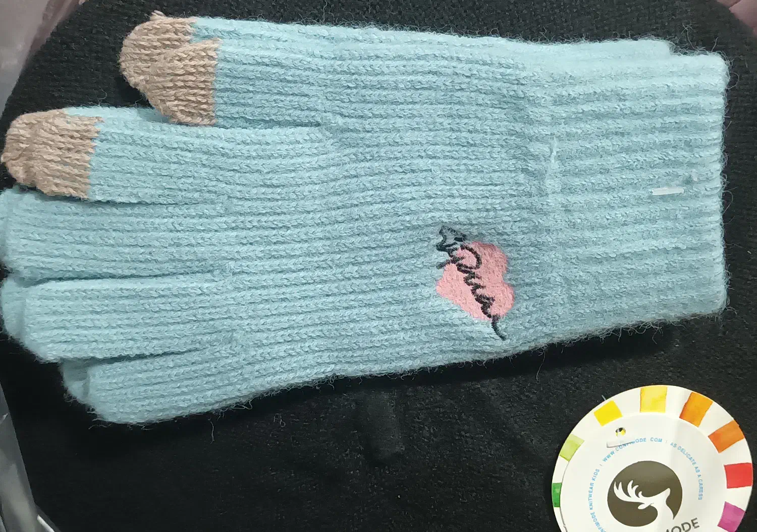 کلاه دستکش|لباس|شاهین‌شهر, مخابرات (شهید بهشتی)|دیوار