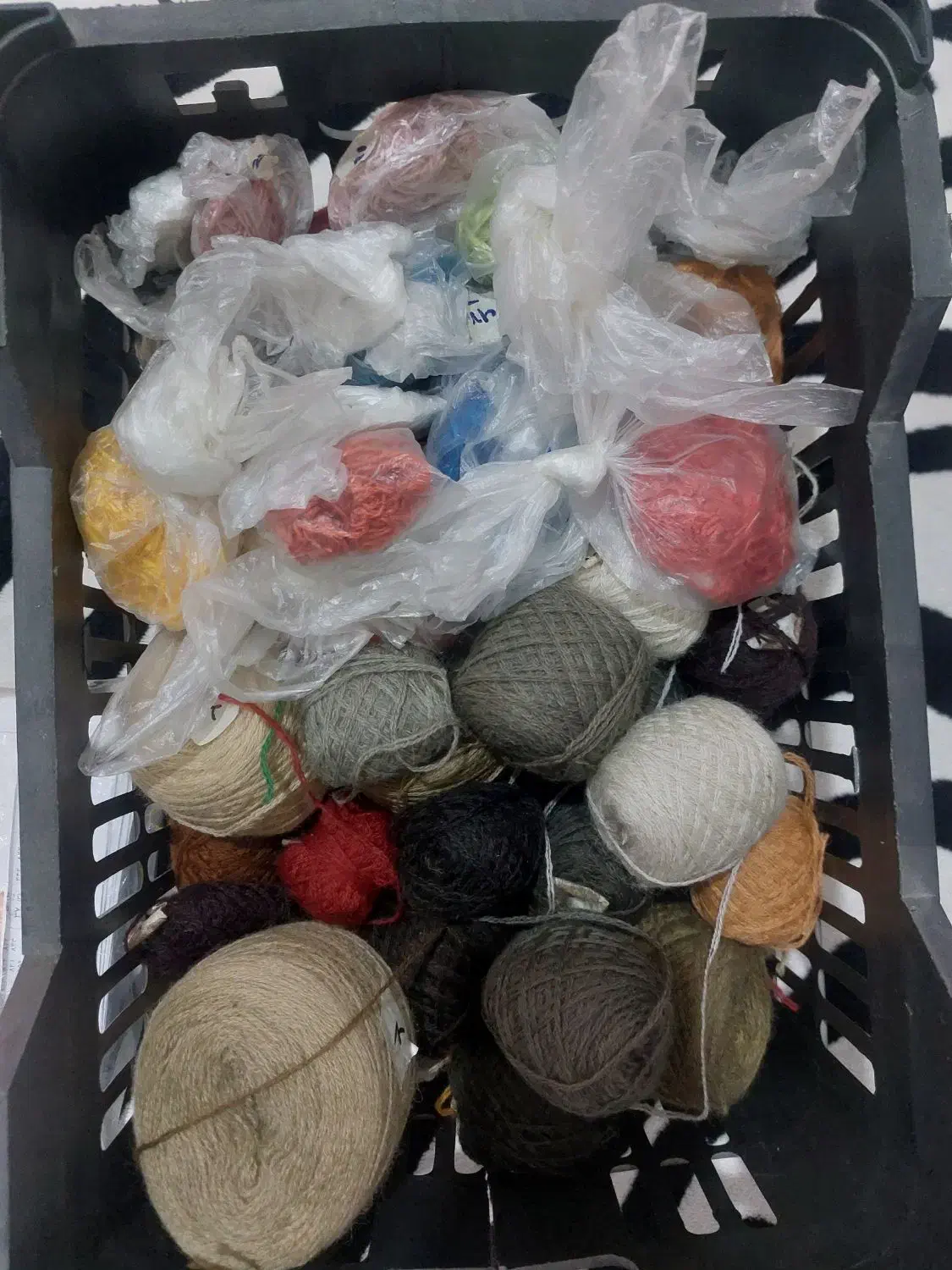 نخ و نقشه فرانسوی درجه ۱ تبریز تاجگذاری|فرش|کرمانشاه, |دیوار