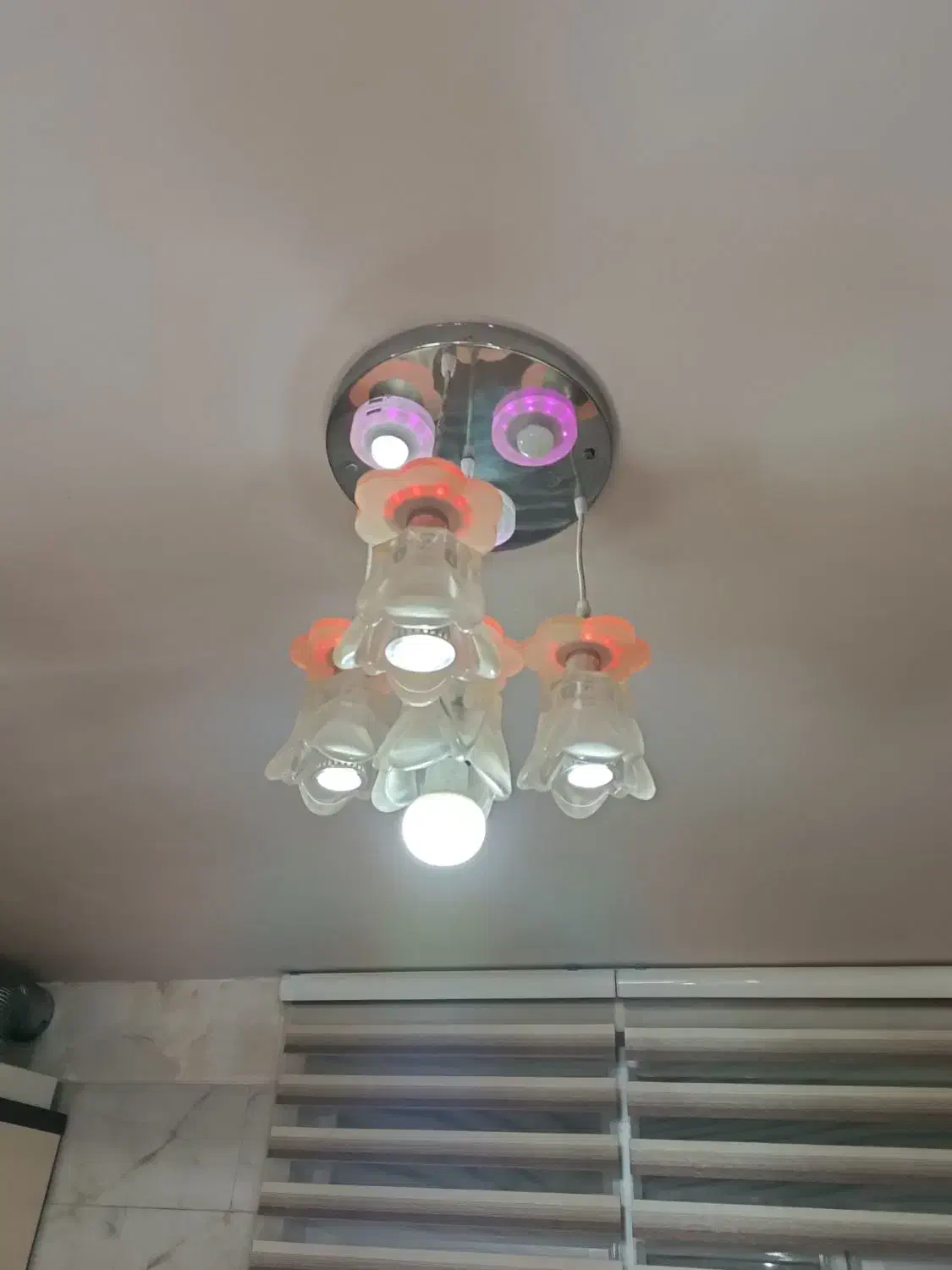 لوستر آشپزخانه|لوستر و چراغ آویز|همدان, |دیوار